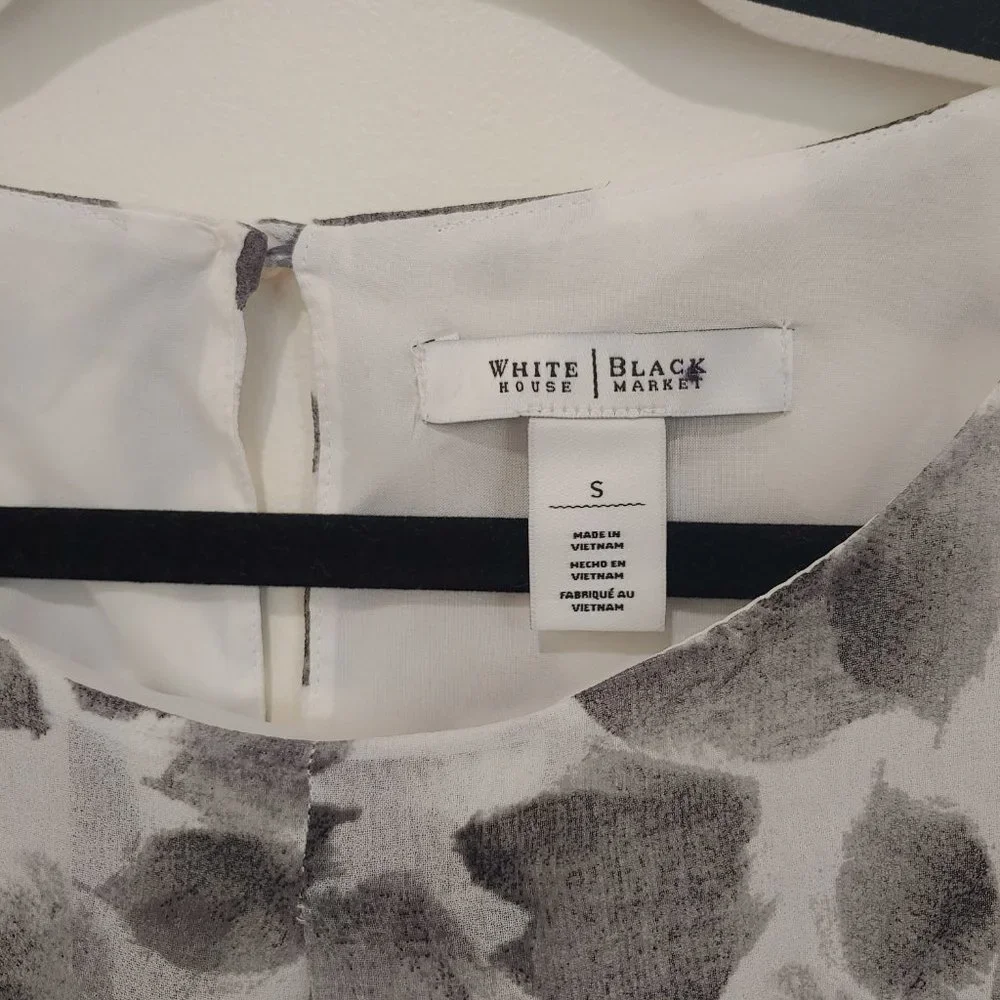 White House Black Market Abstract Leaf Print Sleeveless Lined Blouse (S) - Picture 2 of 4